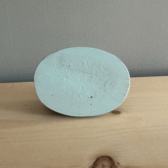 ROOGO | Resin Dog + House Shaped Small Planter | Air Plant - Picture 6 of 7